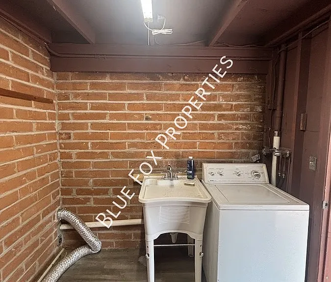 729 N Alamo Ave — Photo 18