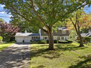 5 Cold Spring Rd, Barrington, RI 02806