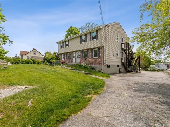 58 Ashcraft Road, New London, CT 06320