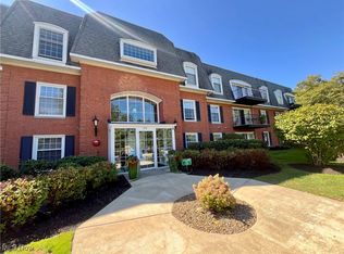 22701 Center Ridge Rd APT 201, Rocky River, OH 44116