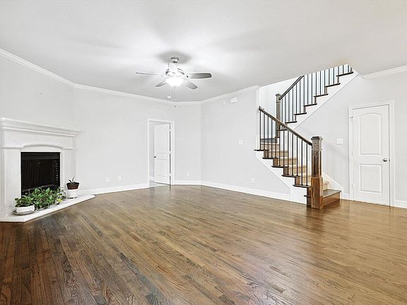 5th image of 354 Kyra Ct