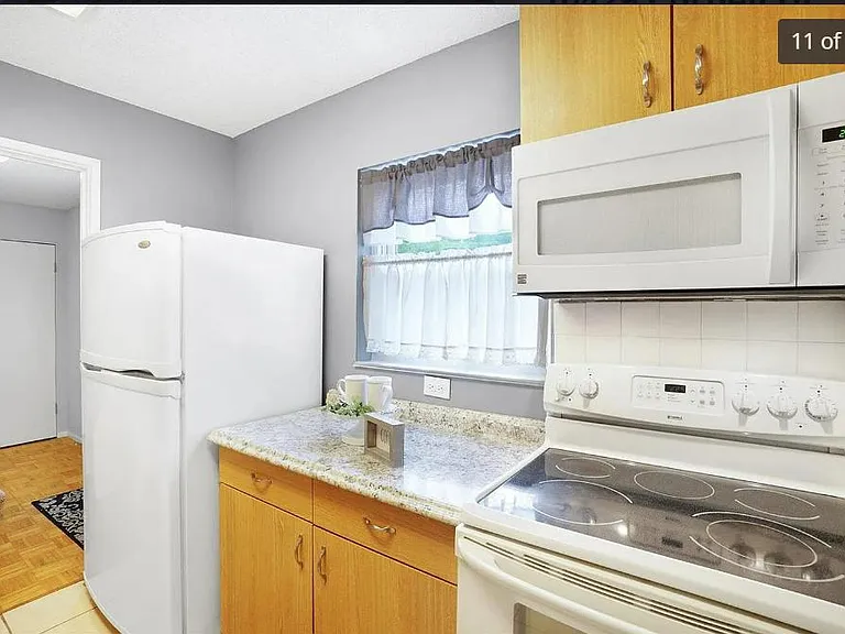 10451 Corbeil Dr — Photo 8