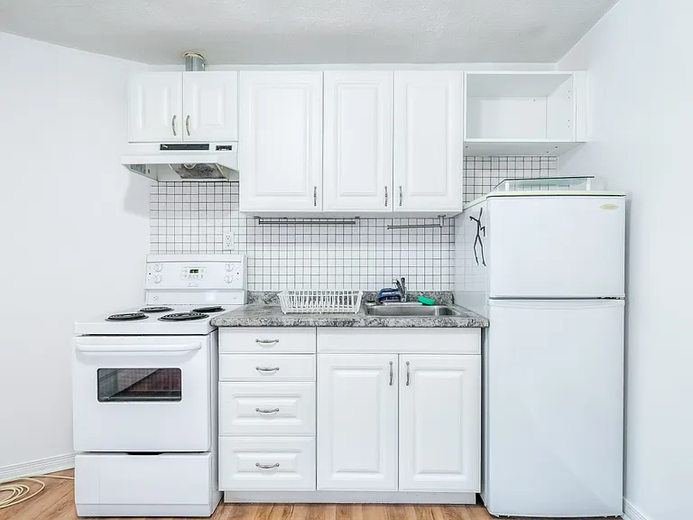 198 Dunn Ave #402 — Photo 5