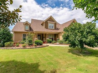 304 Summerlyn Dr, Hiram, GA 30141