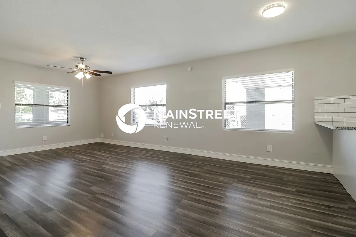 Living Room - 4118 Minoso St