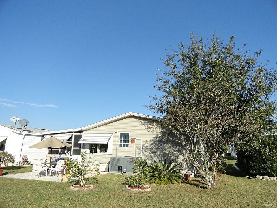 3/2 WATER FRONT HOME