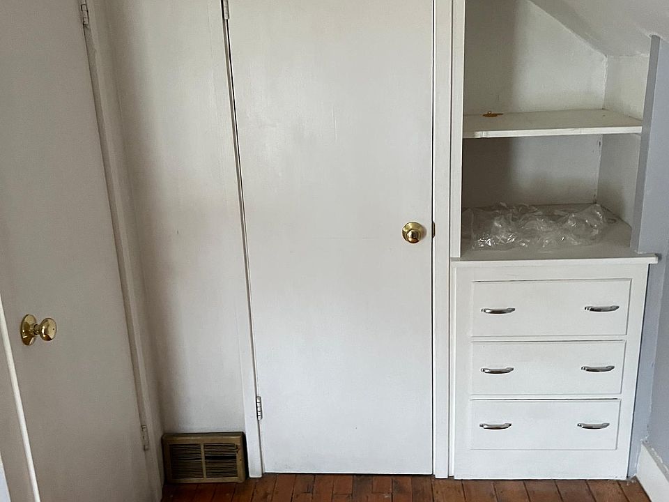 667 East Ave, Warwick, RI 02886 Zillow