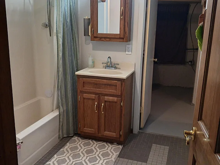 354 Doe Cir — Photo 5