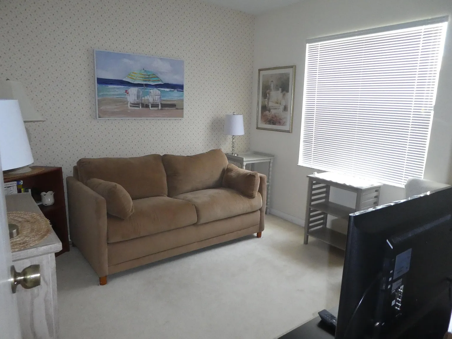 2 bed, 2.0 bath, 790 sqft, $2,300 — Photo 2