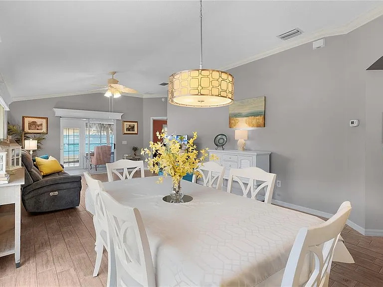 1536 Barnwell Pl — Photo 6