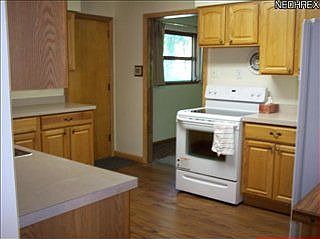 4th image of 6123 Campbell Dr