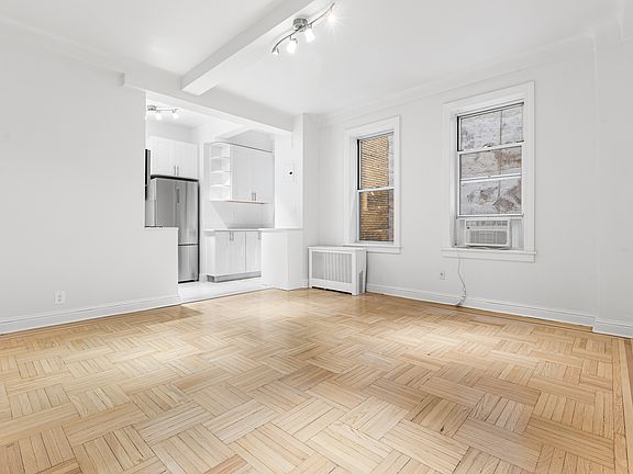 3rd image of 340 W 87th St #2B