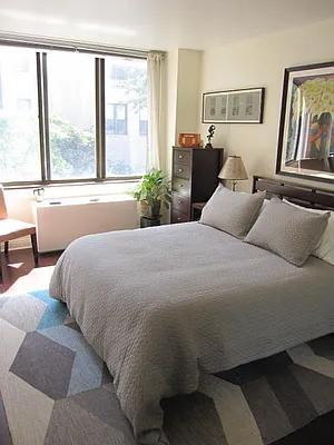 Rented by Newell and Assoc. | media 22