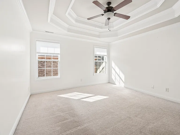 4029 Fremantle Cir — Photo 33