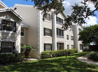 2820 N Oakland Forest Dr, Fort Lauderdale, FL 33309