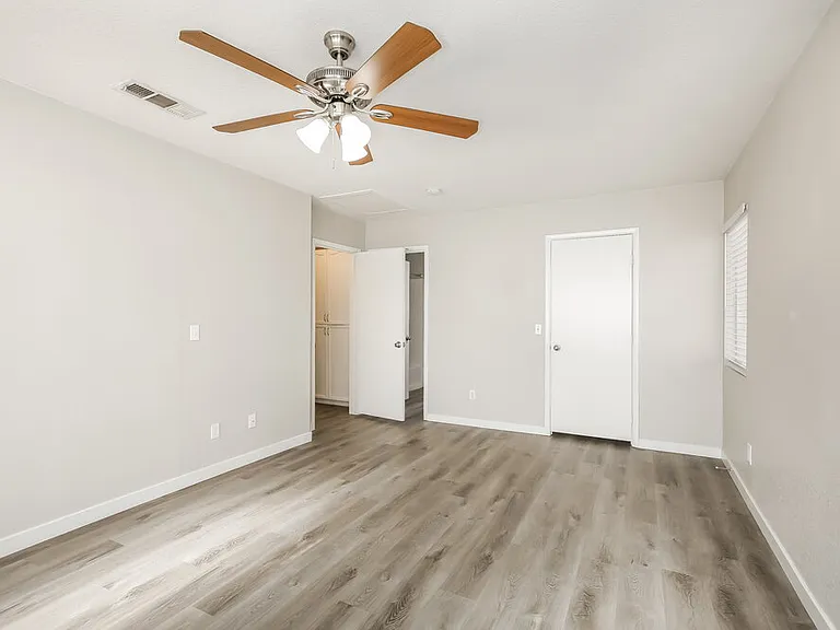 3440 Yorkminster St — Photo 11