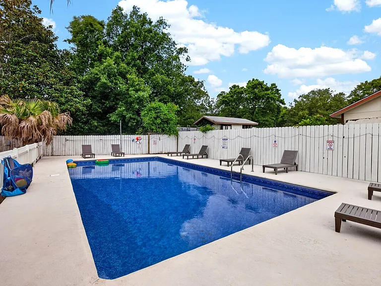 203 Eleanor Ave #ID1541874P — Photo 27