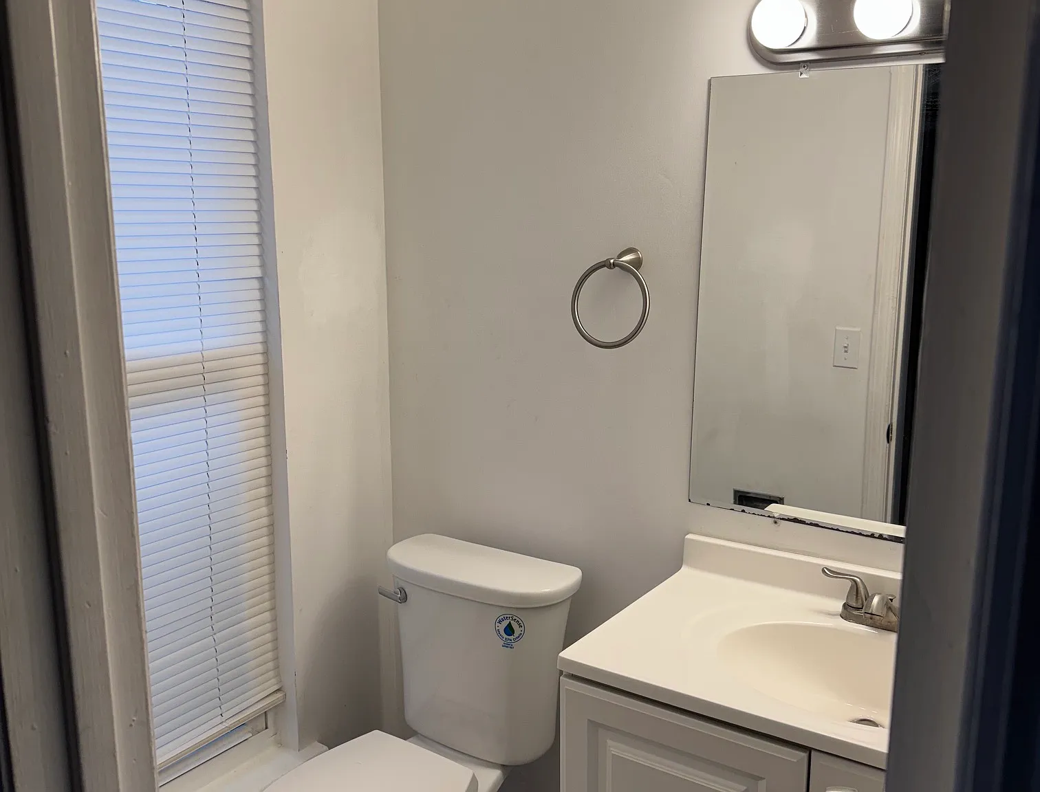 2 bed, 1.5 bath, 1300 sqft, $1,500 — Photo 4