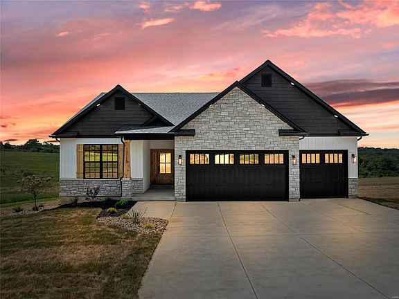 2nd image of 13110 Golden Brook Ln