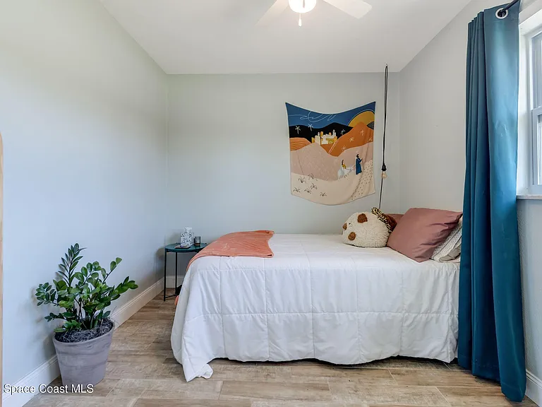 101 E Dover St — Photo 33