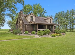 12736 Buckeye Rd, Highland, IL 62249