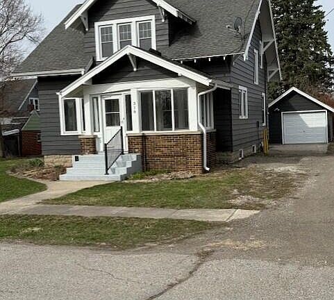 2nd image of 318 S Illinois