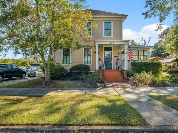 237 E Washington St, Quincy, FL 32351
