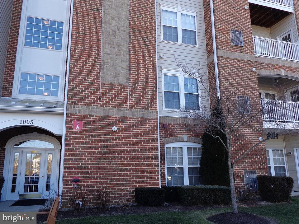 1st image of 1005 Samantha Ln APT 104