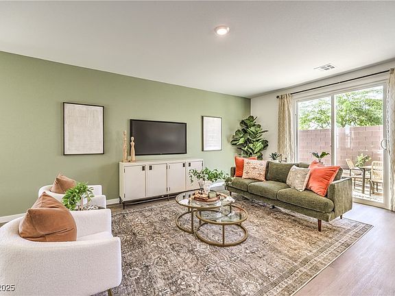 2nd image of 6021 Sunshine St #5