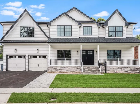 1630 Noble Street, East Meadow, NY 11554