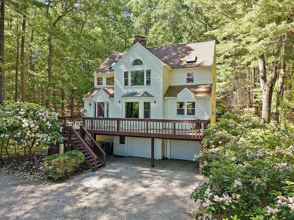 61 Grove St, Marshfield, MA 02050