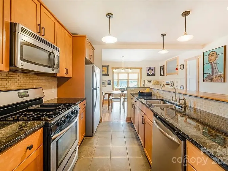 14 Drake St — Photo 9