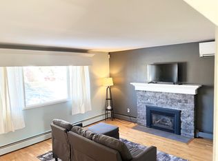 24 Anne St, Moncton, NB E1C4J5
