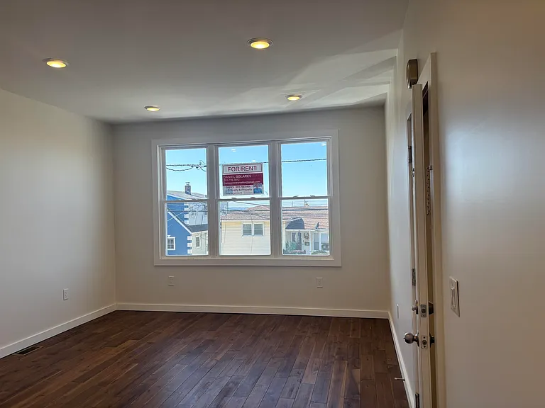 9124 Columbia Ave #1 — Photo 8