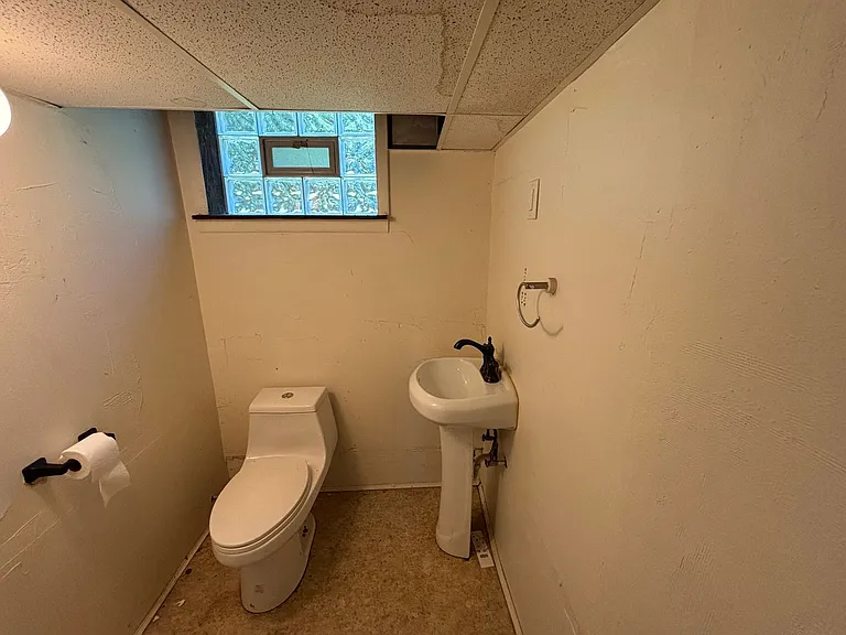 127 Saint Croix Dr — Photo 16