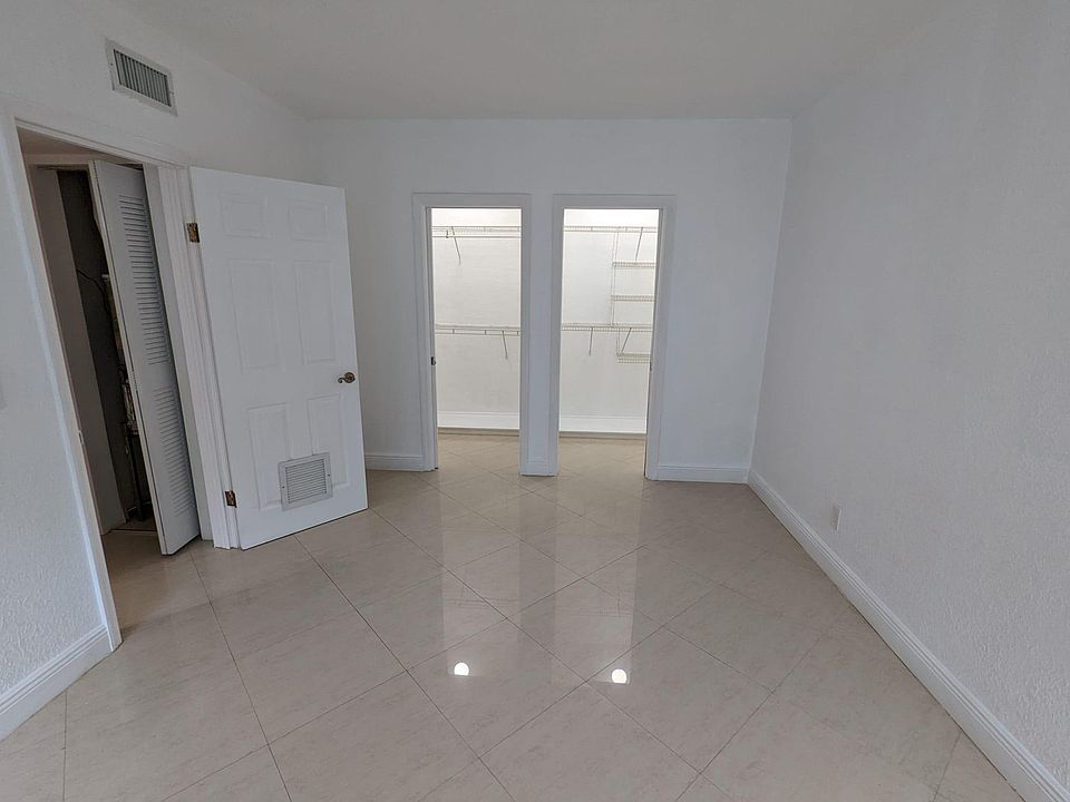 1st image of 4044 N Meridian Ave APT 2G