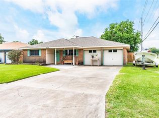 2429 16th Ave N, Texas City, TX 77590