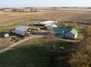 55786 150th St, Wells, MN 56097