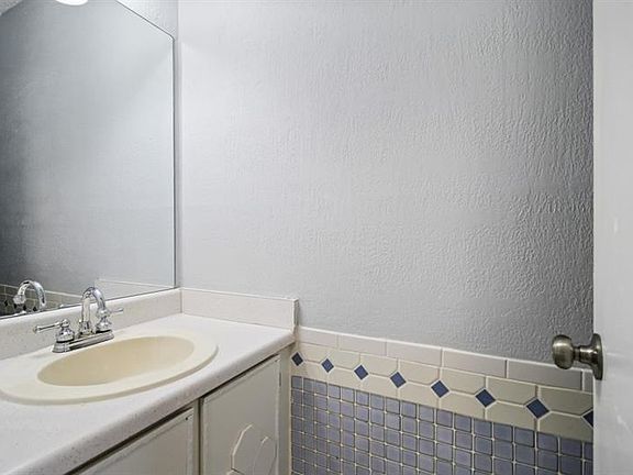 4th image of 536 Granite Ridge Pl