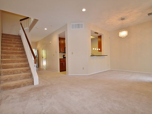 5th image of 316 Windingwood Court