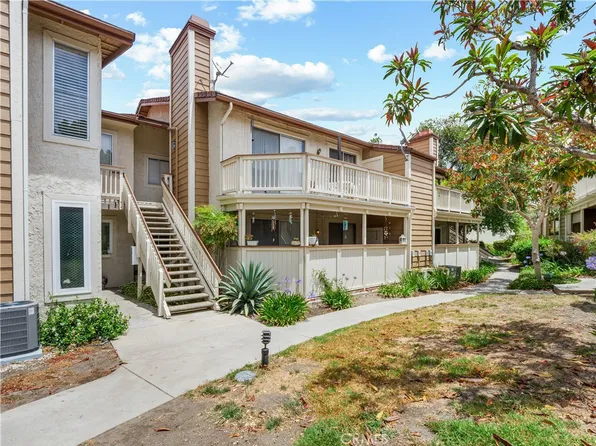 2396 Pleasant Way Unit I, Thousand Oaks, CA 91362