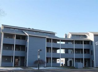 31705 S River Rd APT C, Harrison Township, MI 48045