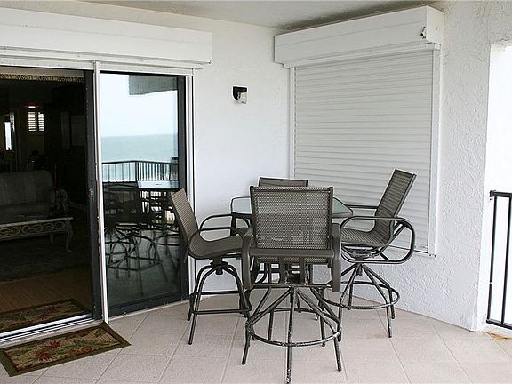 5th image of 1616 Ocean Dr APT 504