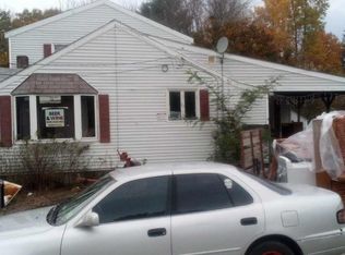 31 Albert St, Milo, ME 04463