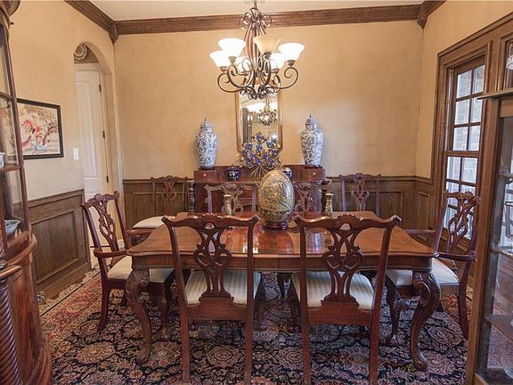 3rd image of 2312 Castle Creek Dr