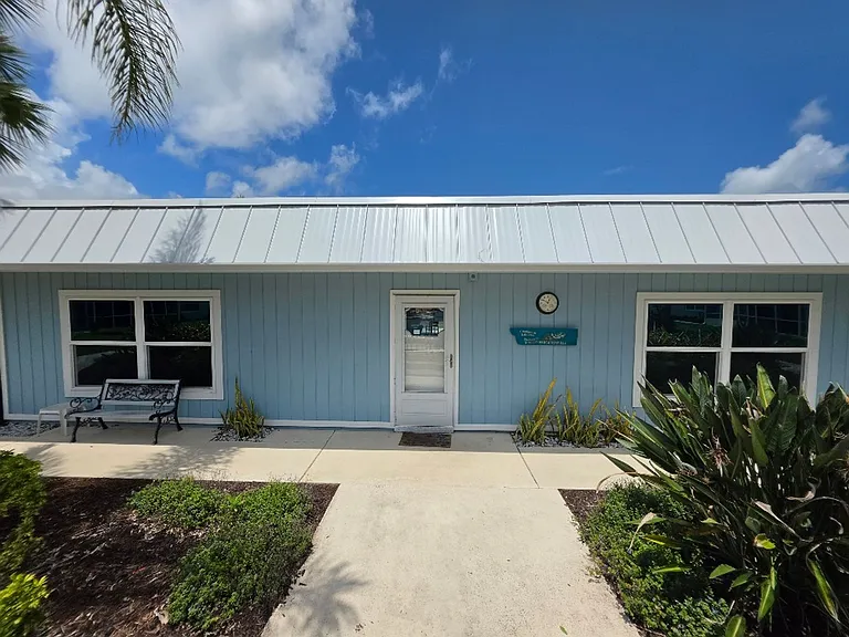 325 Causeway #A102 — Photo 27