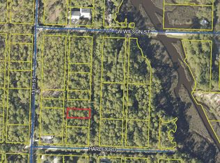 9 12th St, Pt Washington, FL 32459