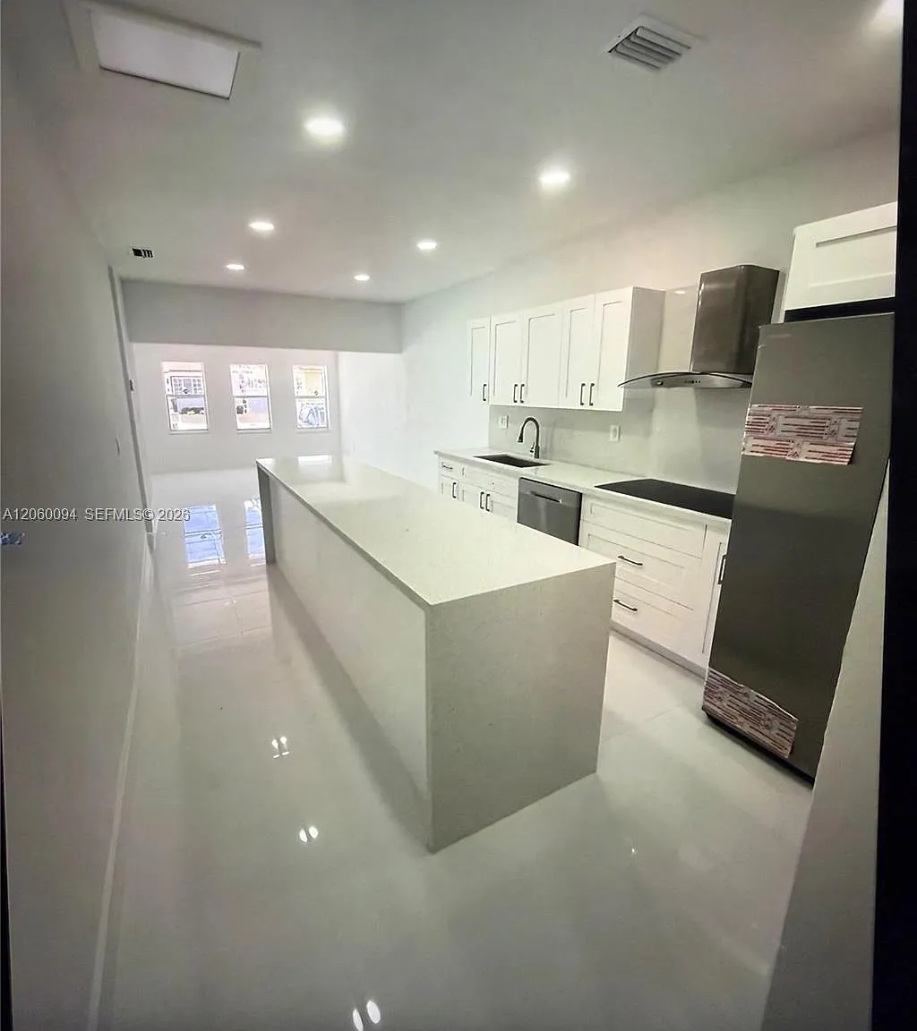 Rogers Addn — Photo 2