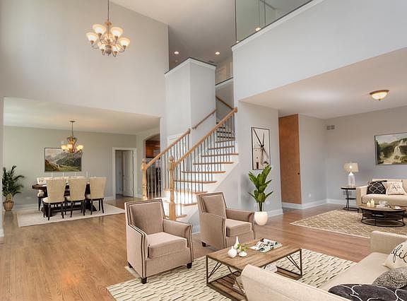 5th image of 160 Annalisa Ct