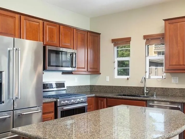 1476 Clearview Way — Photo 7